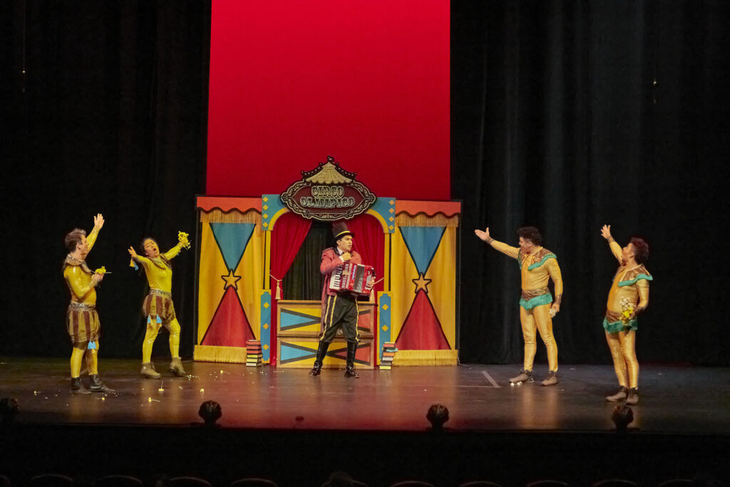 Circo Olímpico o El País de la Maroma: espectáculo que retoma la tradición de los patios de maroma