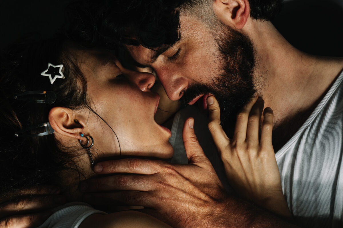 “Dani y el profundo mar azul”: tierna obra sobre la necesidad de amar