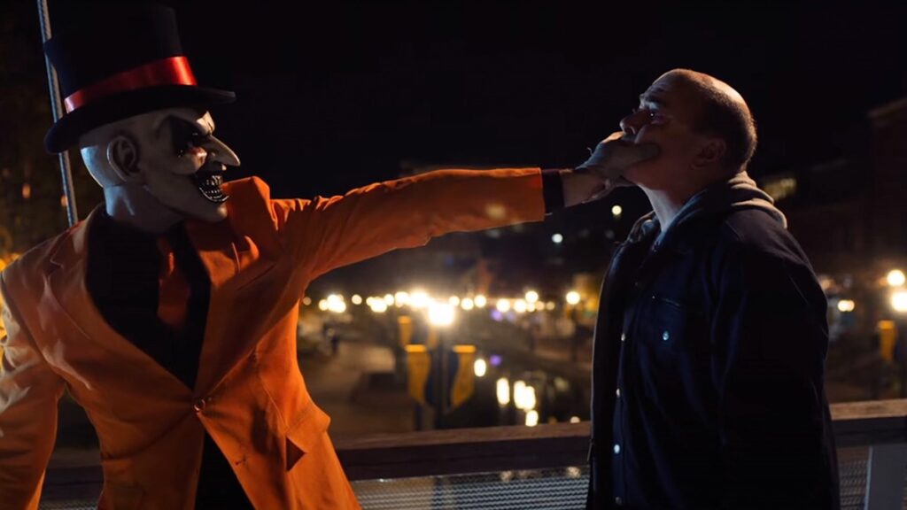 El bufón 2: una mitología consistente