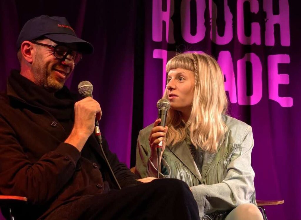 Ponle Play 2026: discos nuevos de KMFDM, Victoryland y Tomora