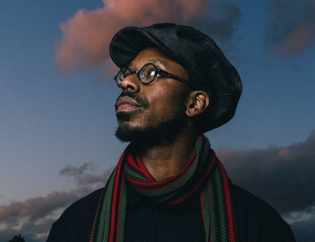 Ponle Play: discos nuevos de Shabaka, War Child Records y Ladytron